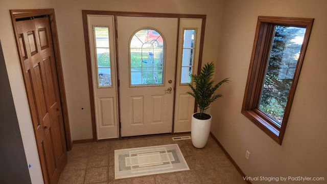 920 Plymouth Lane NW, Rochester, MN 55901