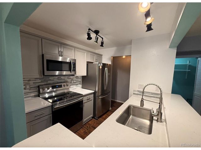 5341 W 76th Ave 213, Arvada, CO 80003