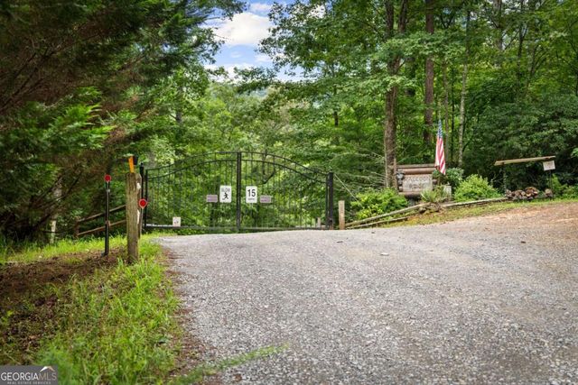 140 Bandit Lane, Blue Ridge, GA 30513