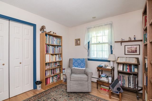 908 Burts Pit Rd, Northampton, MA 01062