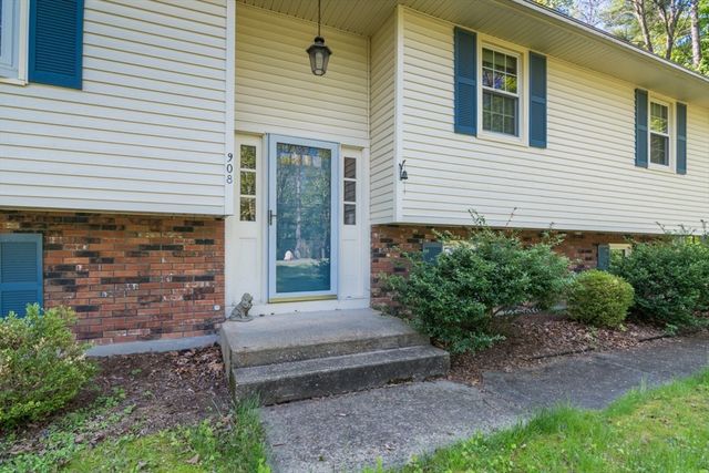 908 Burts Pit Rd, Northampton, MA 01062