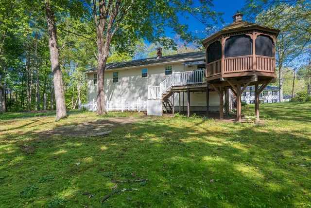908 Burts Pit Rd, Northampton, MA 01062