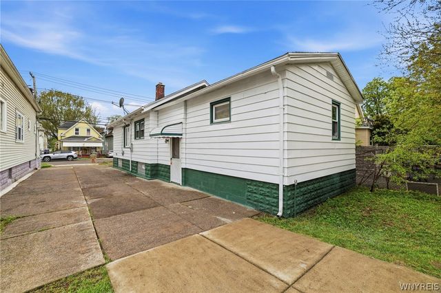 53 Andrews Avenue, Cheektowaga, NY 14225