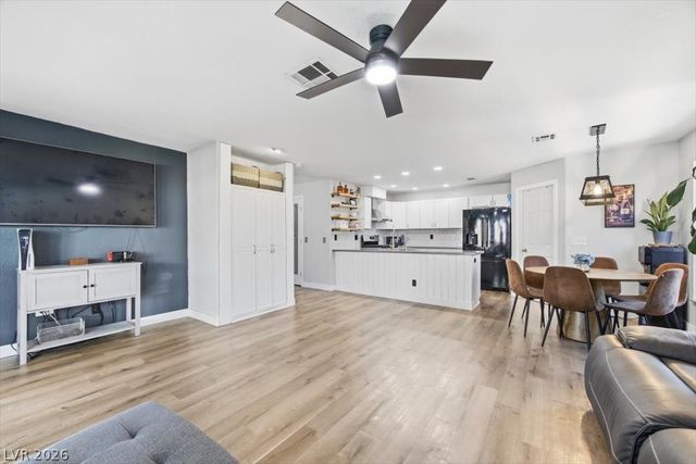 7549 Flat Rock Street, Las Vegas, NV 89131