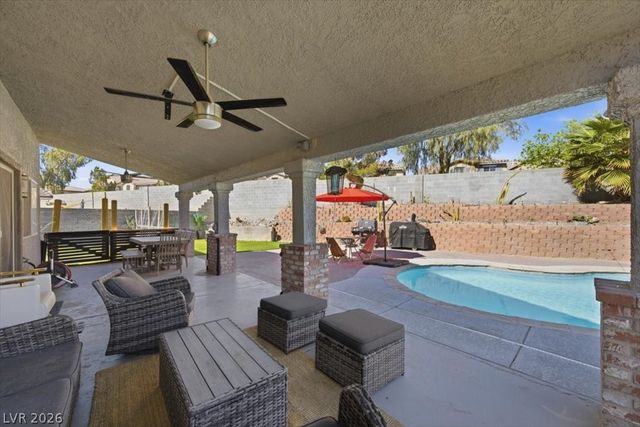 7549 Flat Rock Street, Las Vegas, NV 89131
