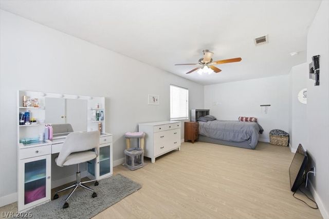 7549 Flat Rock Street, Las Vegas, NV 89131