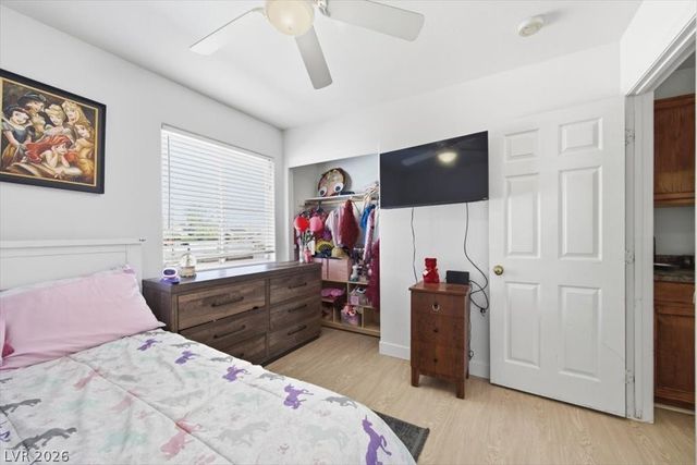 7549 Flat Rock Street, Las Vegas, NV 89131