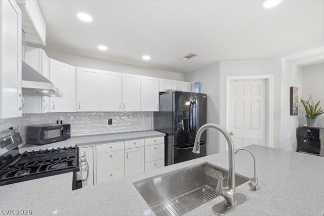 7549 Flat Rock Street, Las Vegas, NV 89131