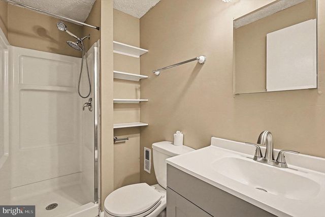 10161 E WILMINGTON ST, Manassas, VA 20109