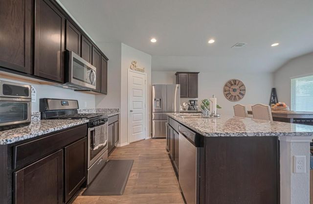 3923 Hawaiian Court, Baytown, TX 77521