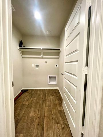 3923 Hawaiian Court, Baytown, TX 77521