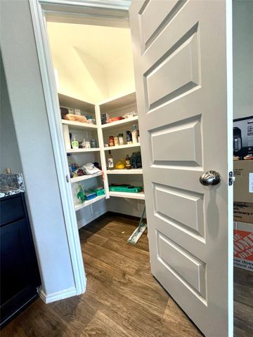 3923 Hawaiian Court, Baytown, TX 77521