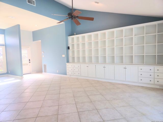 6321 Bowman, San Antonio, TX 78249