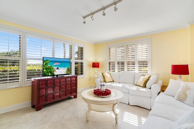 8767 MIDNIGHT PASS ROAD 101F, Sarasota, FL 34242