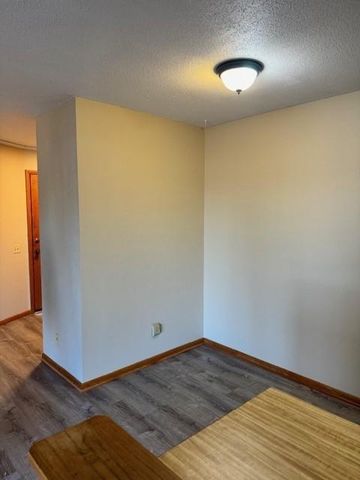 9141 Highway 55 306, Golden Valley, MN 55427