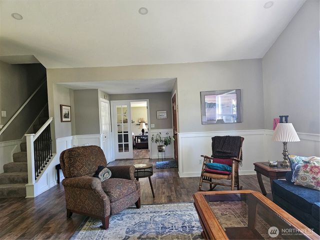 40 N Mt Christie Drive W, Hoodsport, WA 98548