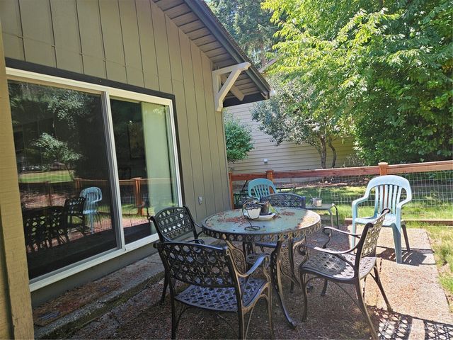 40 N Mt Christie Drive W, Hoodsport, WA 98548