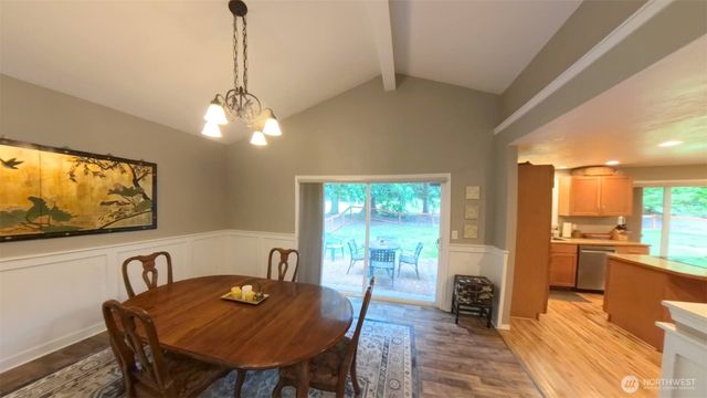 40 N Mt Christie Drive W, Hoodsport, WA 98548
