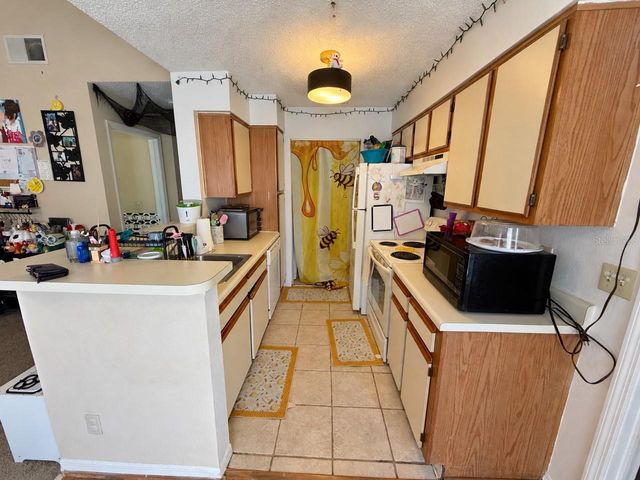 1085 S HIAWASSEE ROAD 524, Orlando, FL 32835