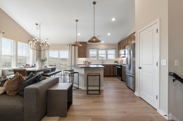 3743 Holbrook Way, Waconia, MN 55387