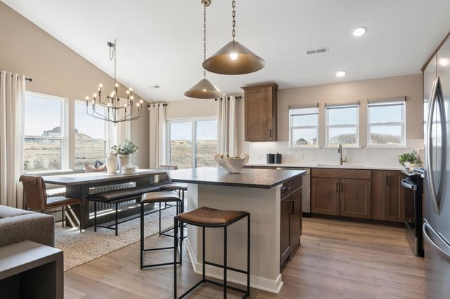 3743 Holbrook Way, Waconia, MN 55387