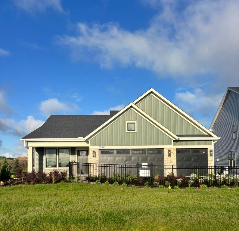 3743 Holbrook Way, Waconia, MN 55387