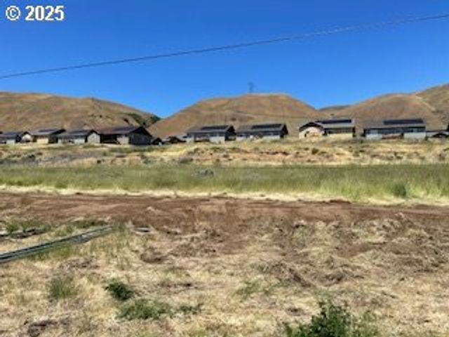 9255 STATE ROUTE 14, Wishram, WA 98673