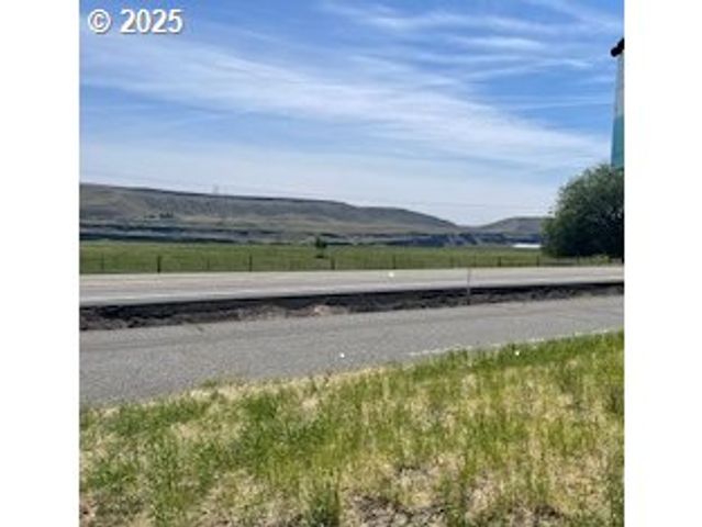 9255 STATE ROUTE 14, Wishram, WA 98673