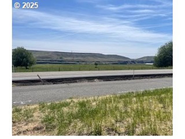 9255 STATE ROUTE 14, Wishram, WA 98673