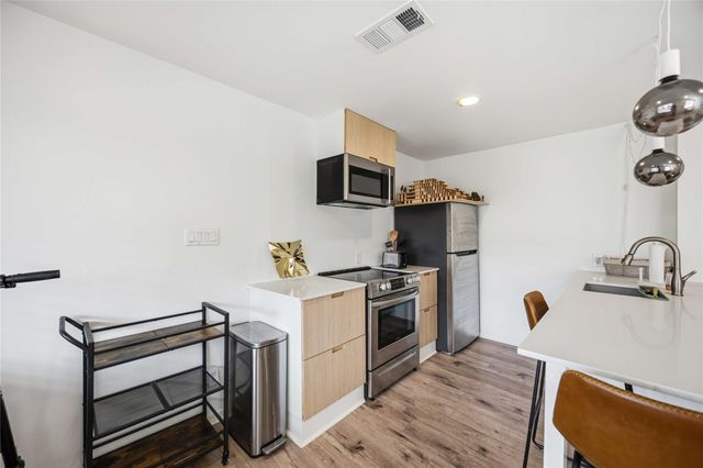 309 Stratford Street 9, Houston, TX 77006