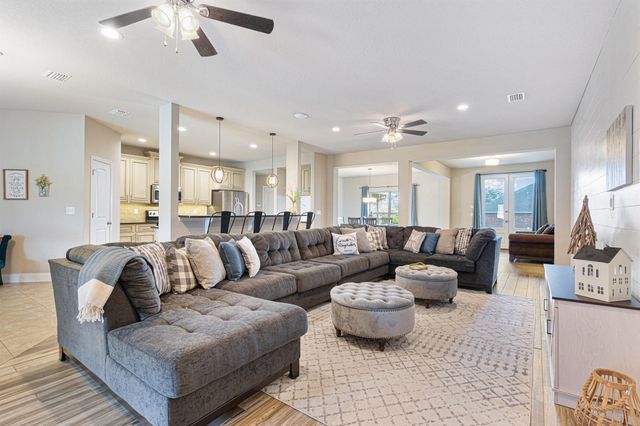 4646 Chanan Drive, Crestview, FL 32539