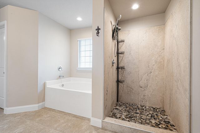 4646 Chanan Drive, Crestview, FL 32539