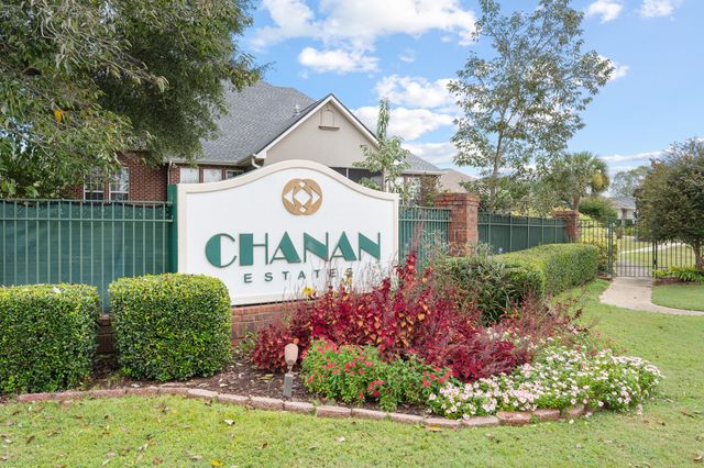 4646 Chanan Drive, Crestview, FL 32539