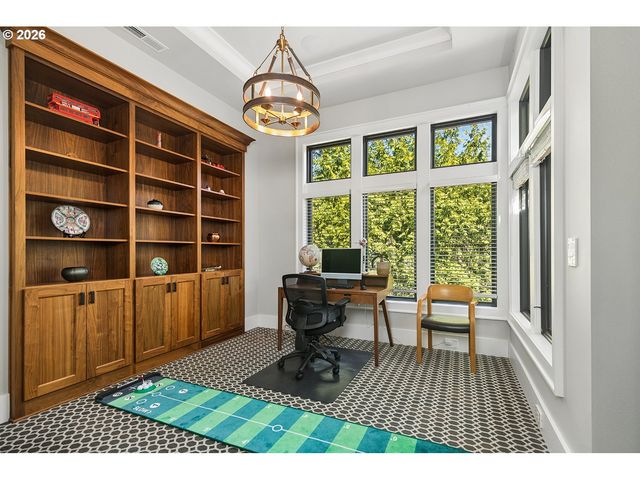 13912 GOODALL Rd, Lake Oswego, OR 97034