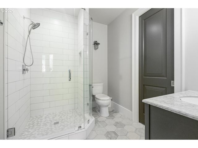13912 GOODALL Rd, Lake Oswego, OR 97034