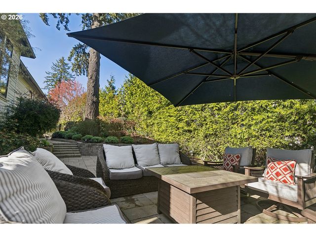 13912 GOODALL Rd, Lake Oswego, OR 97034