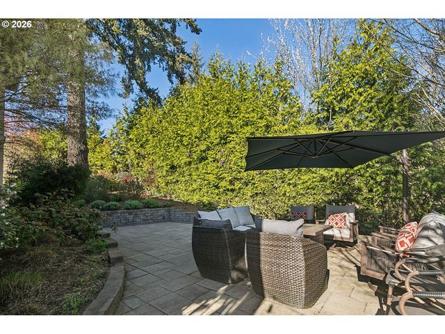 13912 GOODALL Rd, Lake Oswego, OR 97034
