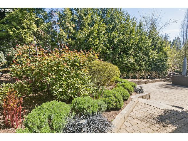 13912 GOODALL Rd, Lake Oswego, OR 97034