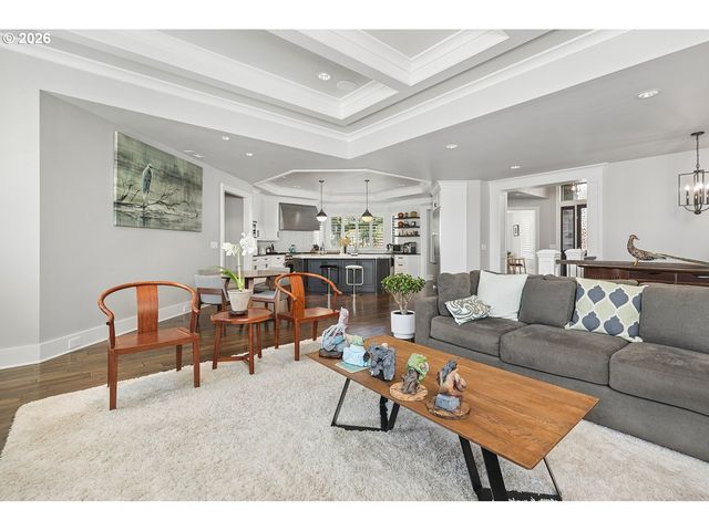 13912 GOODALL Rd, Lake Oswego, OR 97034