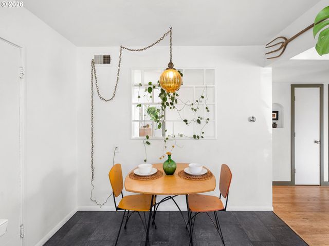 4624 Se 49TH Ave, Portland, OR 97206