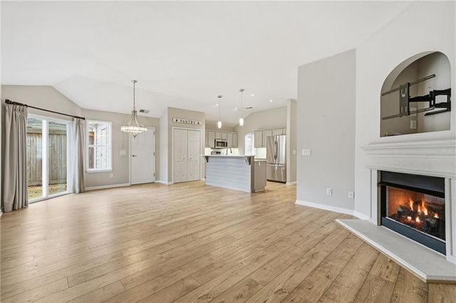 102 Courtyard Lane, Woodstock, GA 30189