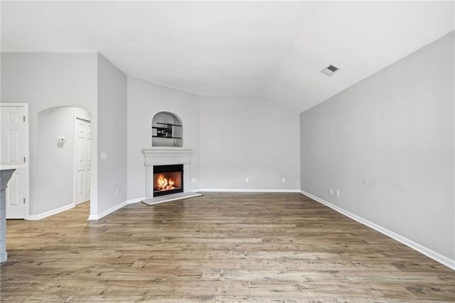 102 Courtyard Lane, Woodstock, GA 30189