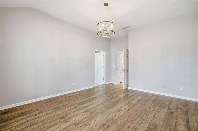 102 Courtyard Lane, Woodstock, GA 30189