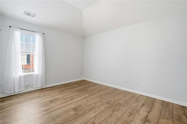 102 Courtyard Lane, Woodstock, GA 30189