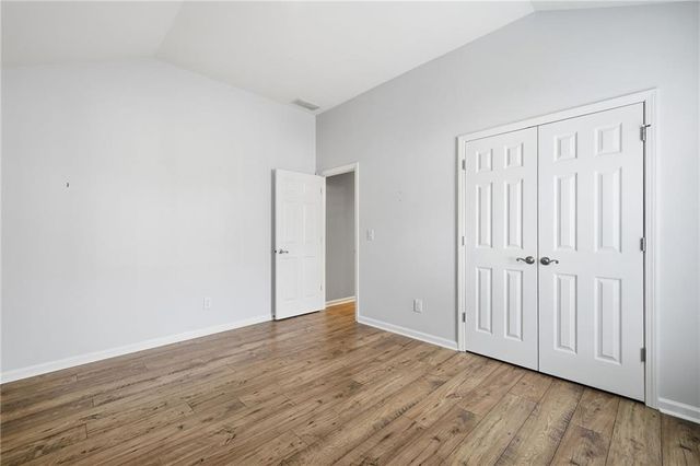 102 Courtyard Lane, Woodstock, GA 30189