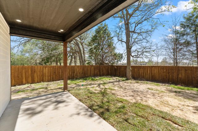 613 Tupuna Drive, Tool, TX 75143