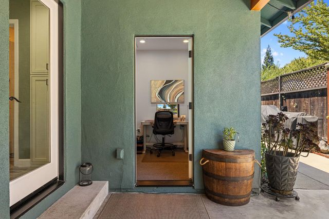 3712 Corte Madera Ave, Modesto, CA 95356