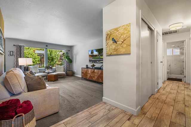 3712 Corte Madera Ave, Modesto, CA 95356