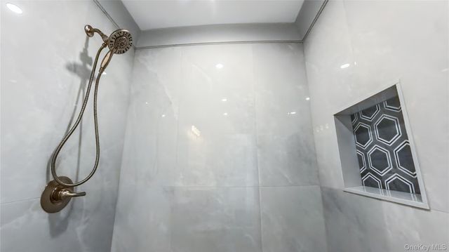 7 Victoria Lane A, Yonkers, NY 10701