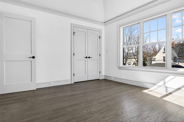 7 Victoria Lane A, Yonkers, NY 10701